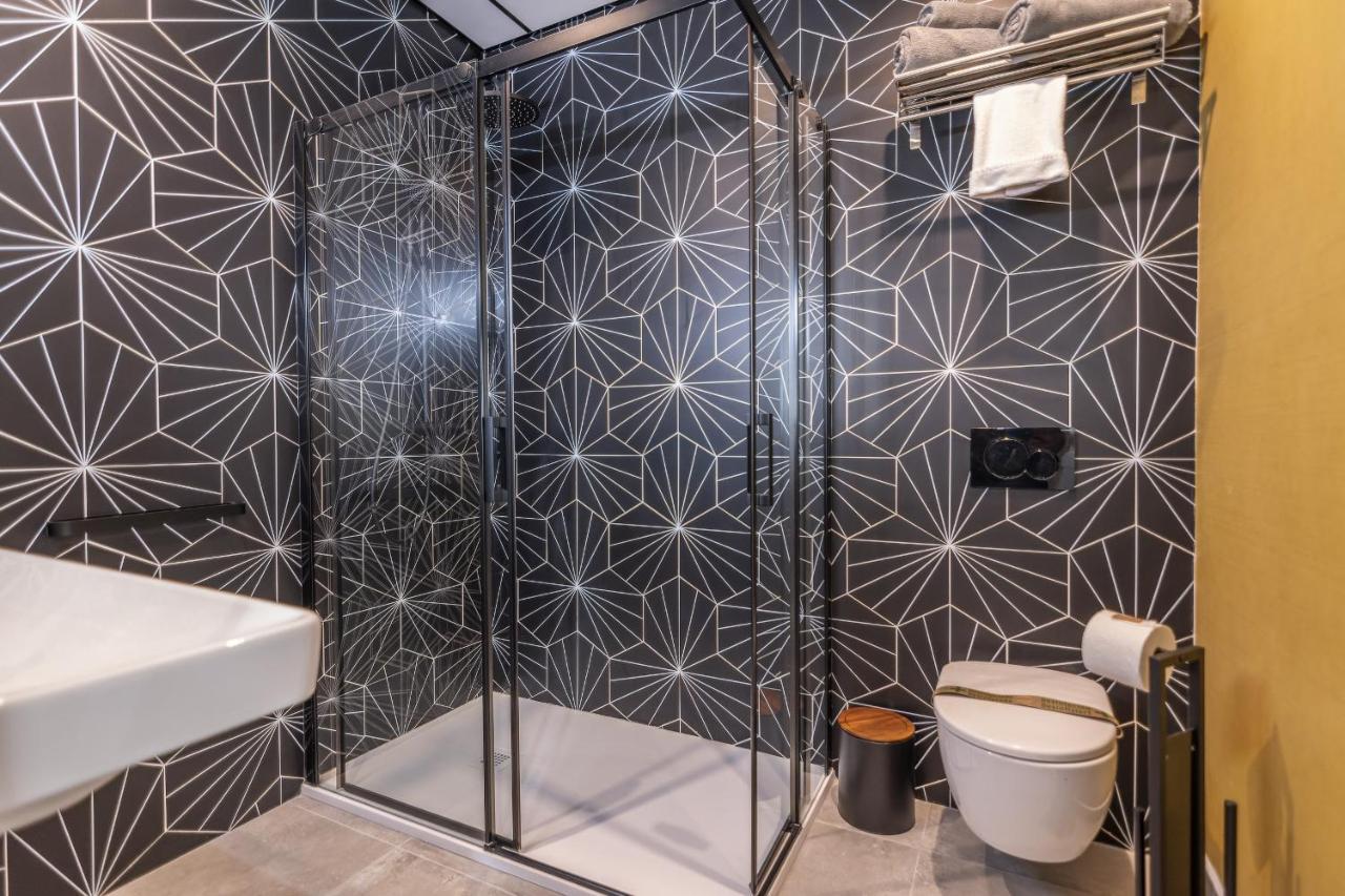 Trajano Premium Estudios By H Ayamonte Eksteriør bilde
